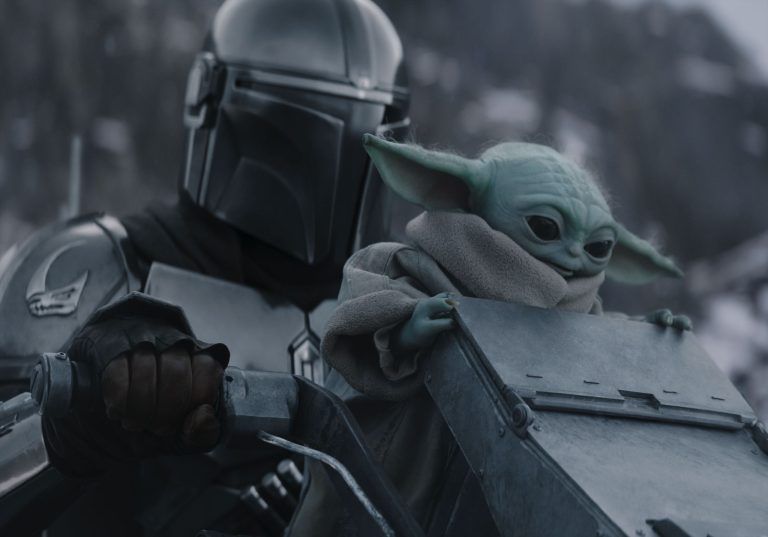 STAR WARS: THE MANDALORIAN AND GROGU