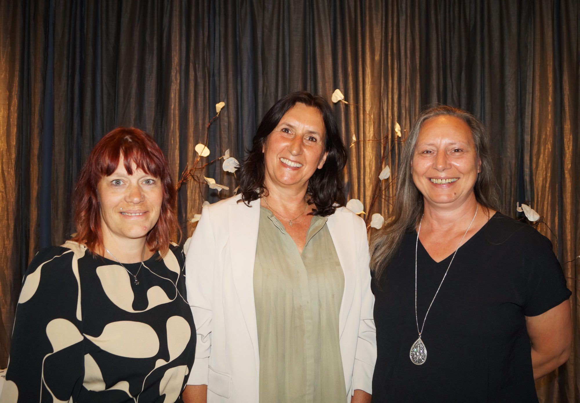 Bettina Seyfert, Eva Tagwerker und Mandy Gmeiner waren gespannt auf den Abend
