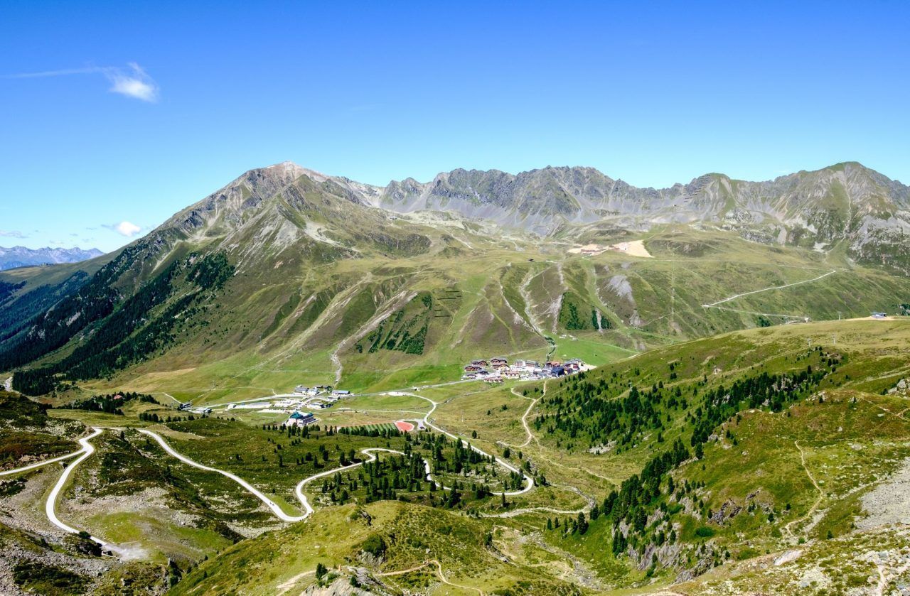 Diese Alpenpässe eignen sich ideal für Motorrad-Tagestouren ab Vorarlberg