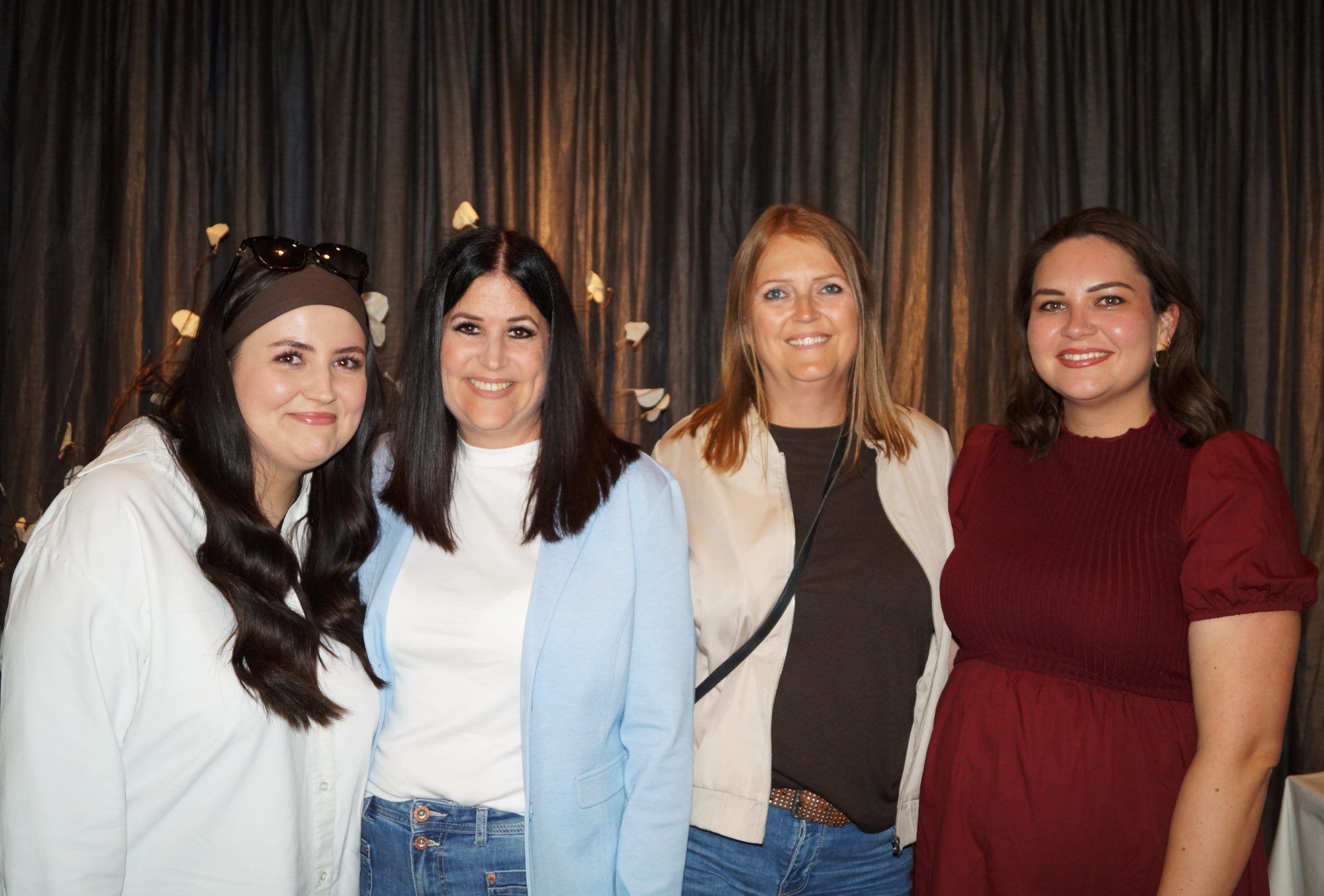Angelika und Martina Klien feierten Mädelsabend mit Sandra Mazzurana und Leyla Celem