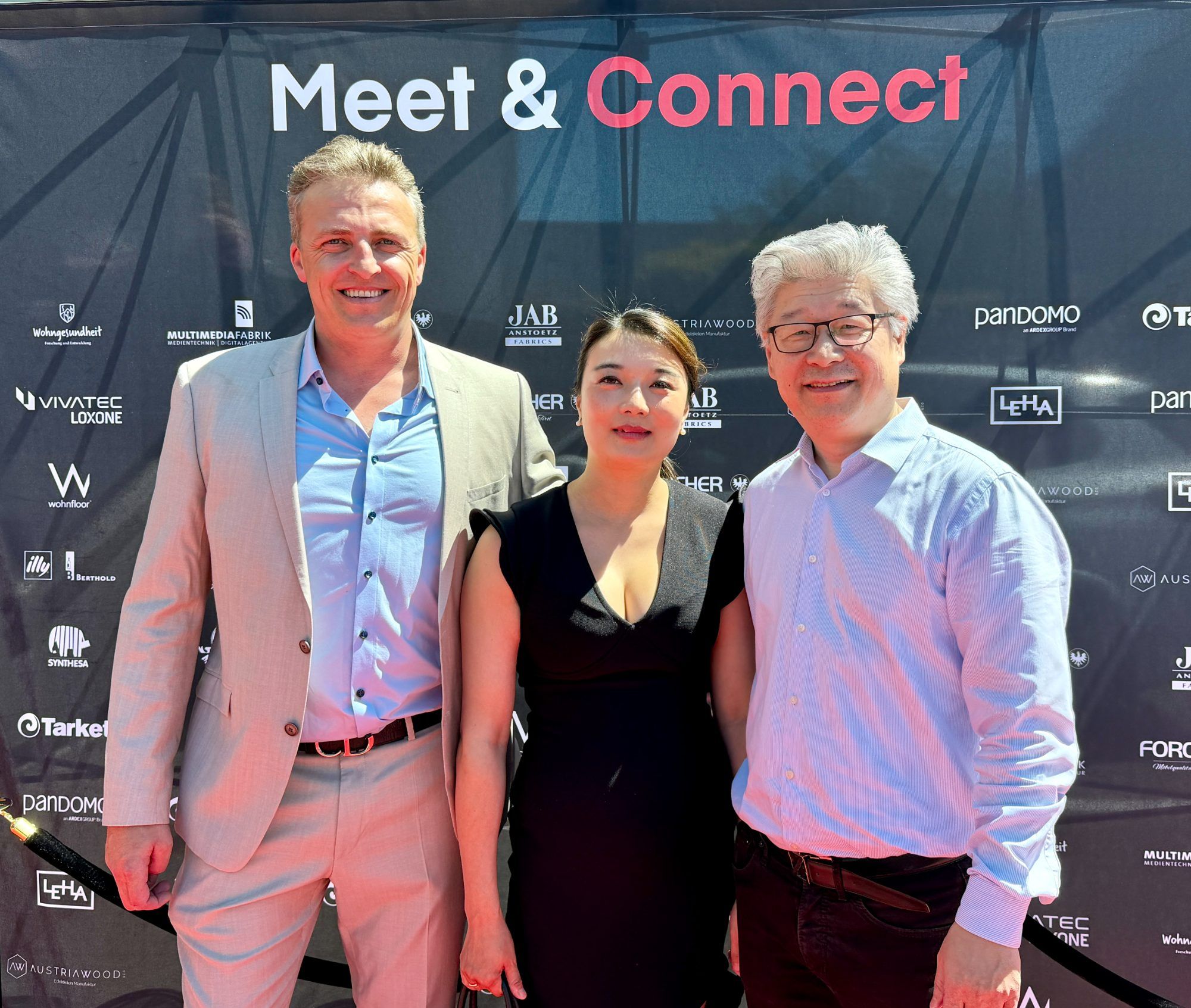 Stefan Schwarzhans mit Akiko Yong Yu Chen, Peirong Chen