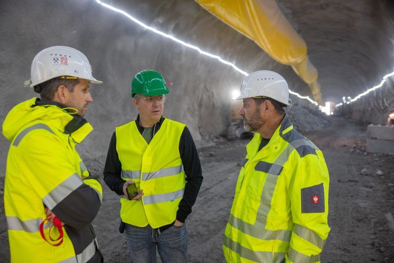 Stadttunnel: Wie sich die Mineure Meter für Meter durch den Berg arbeiten