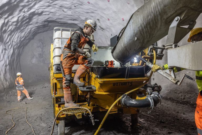 Stadttunnel: Wie sich die Mineure Meter für Meter durch den Berg arbeiten