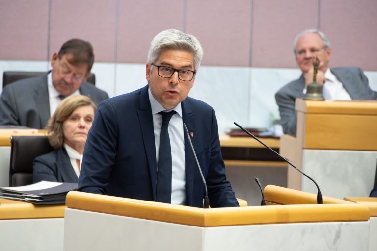 "Wer fast die Hälfte seines Einkommens fürs Wohnen ausgeben muss, hat keine finanzielle Freiheit mehr"