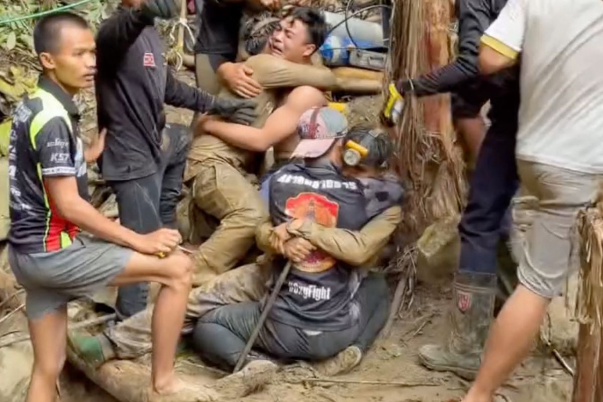 Höhlenunglück in Laos: Retter entdecken neuen Zugang