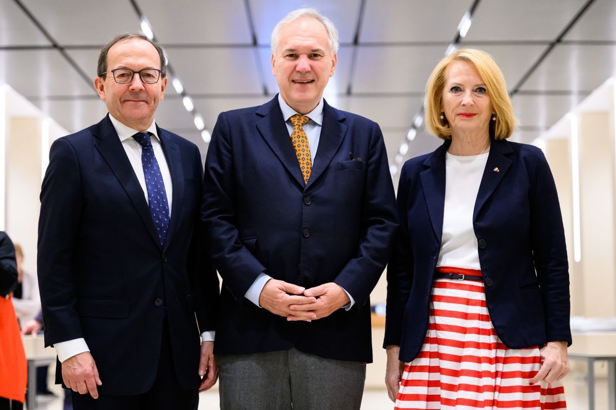 Weiter keine Prüfung von Mitarbeitern im Parlament
