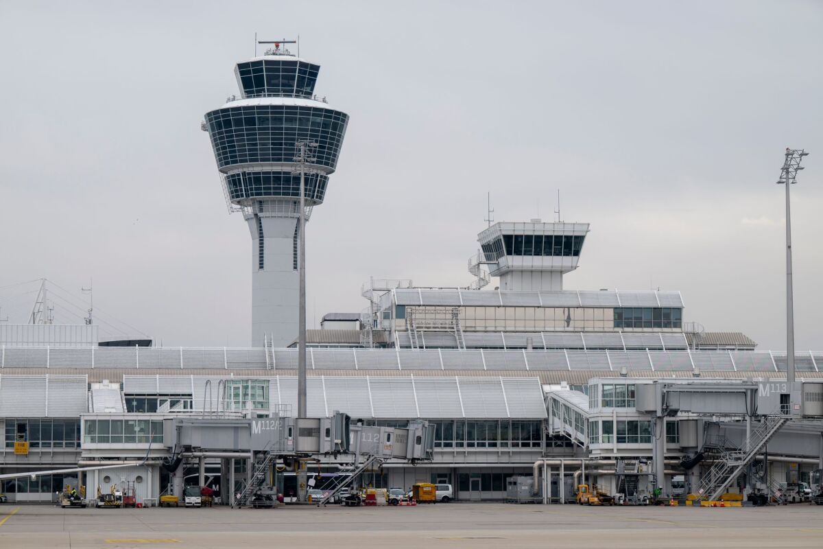Flughafen München nimmt Betrieb wieder auf