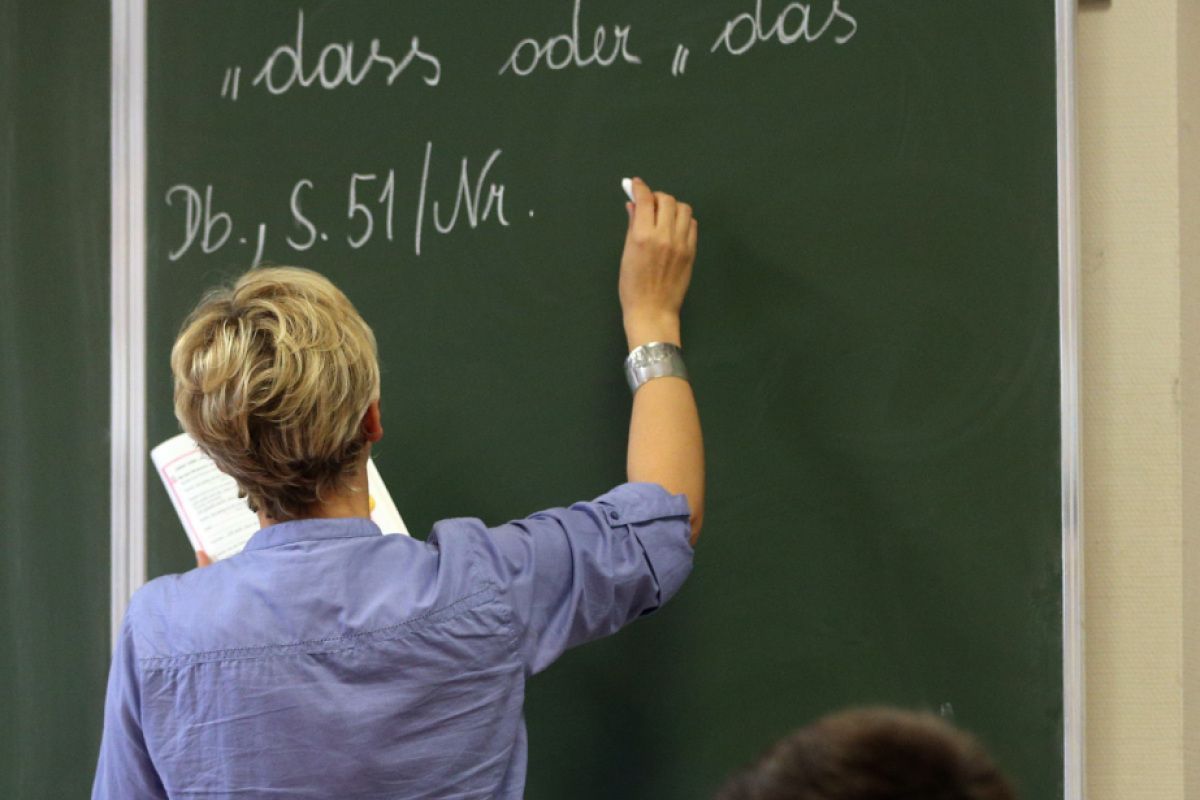 Wiederkehr will wieder deutlich mehr qualifizierte Lehrer