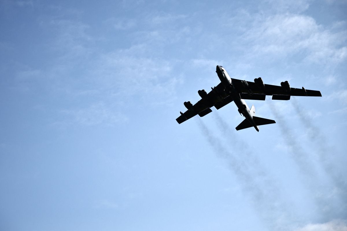 Acht Tote bei Absturz eines B-52-Bombers in den USA