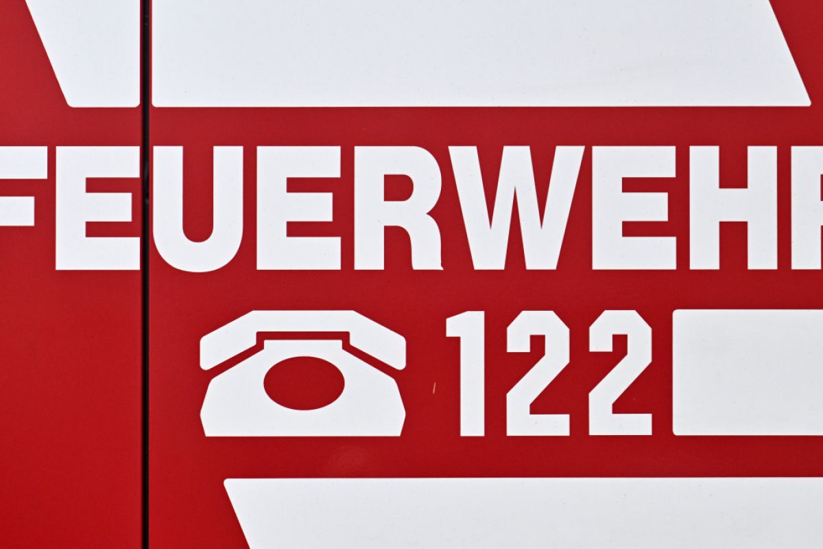 Wiesenbrand durch Brauchtumsfeuer in Tirol