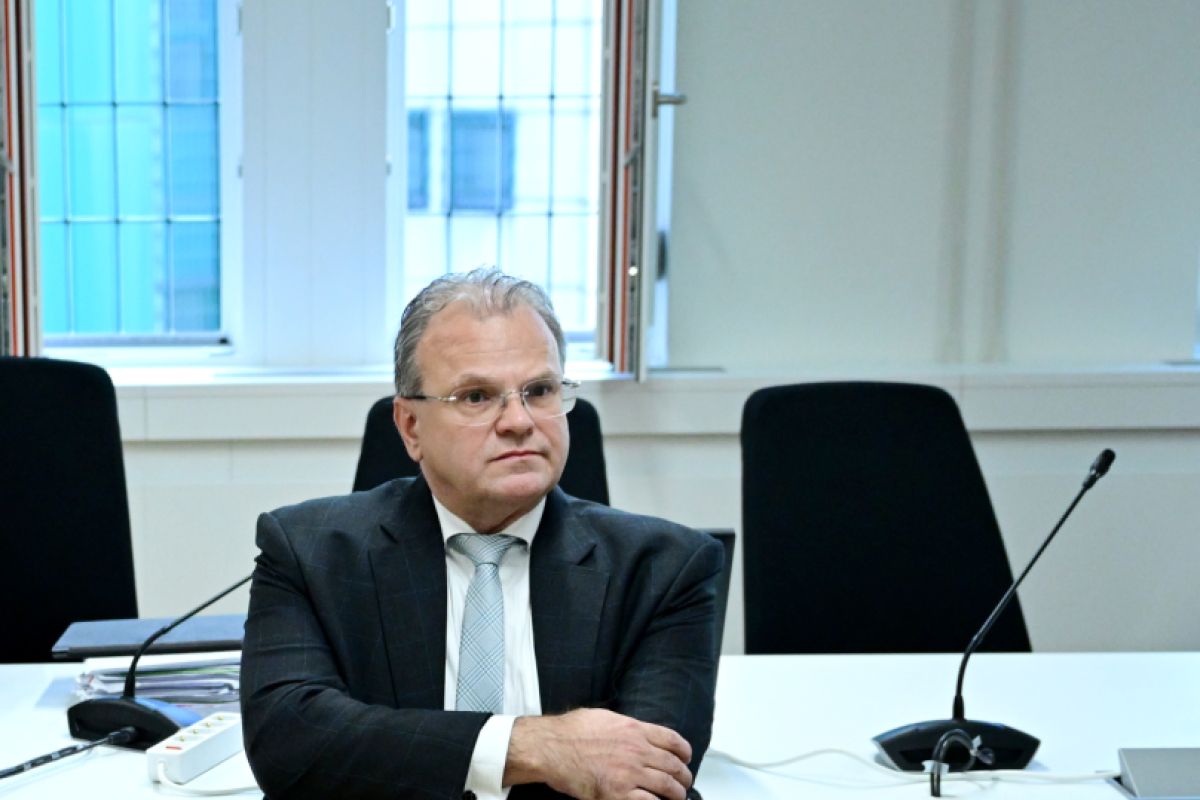 Zusatzstrafe wegen Geheimhaltungsverletzung für Jenewein