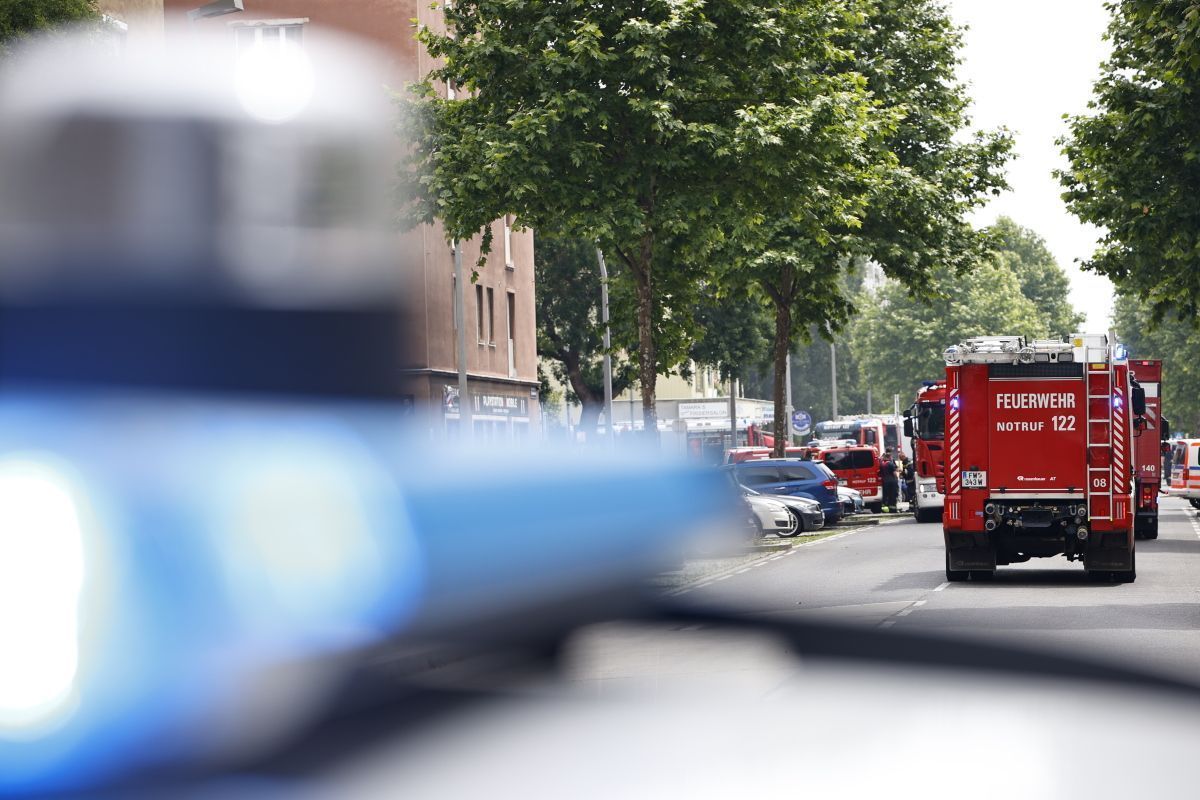 Feuerwehreinsatz wegen Kabelbrand unter Floridsdorfer Brücke