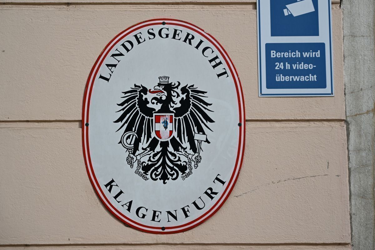 Sachverständige belasten Kärntner Arzt vor Gericht