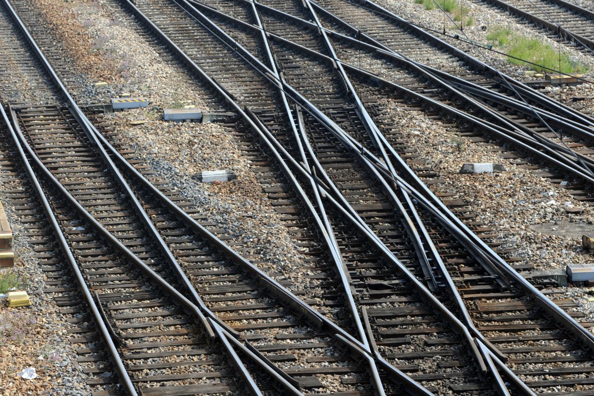 Verformte Gleise: Erste Zugverspätungen in Vorarlberg