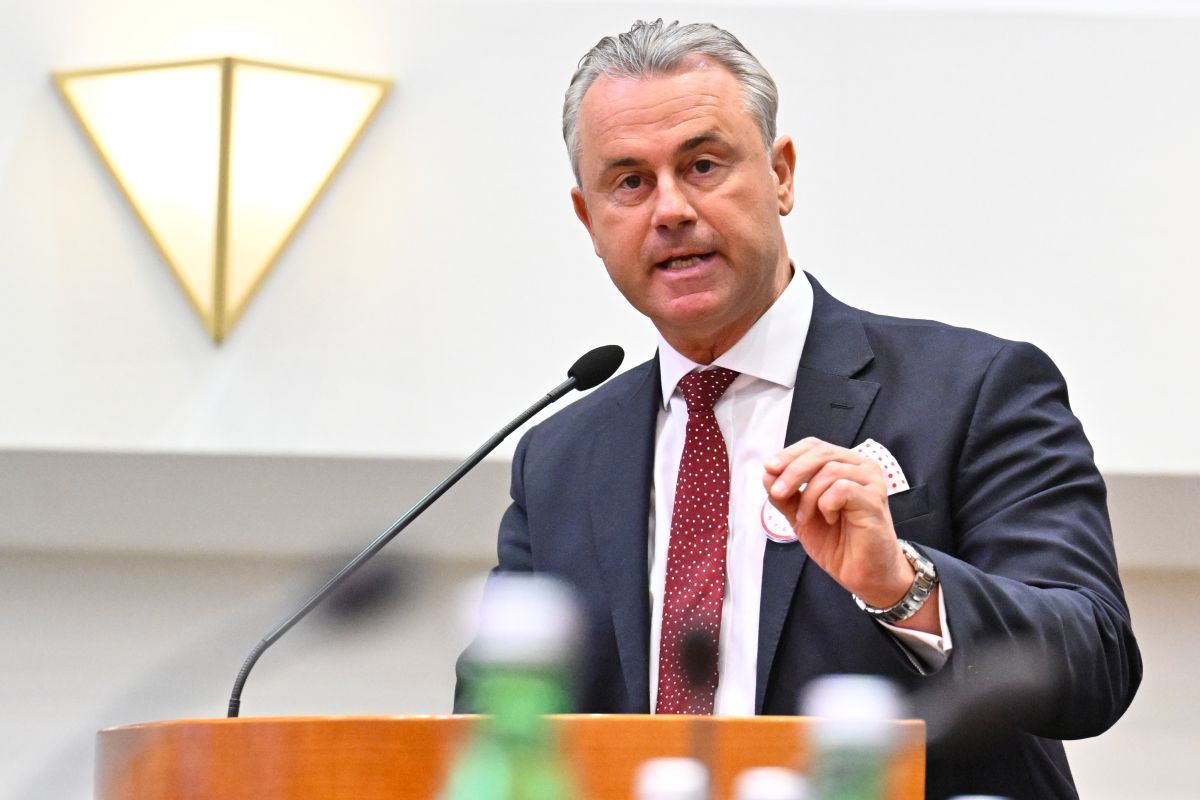 SPÖ fordert Rücktritt Norbert Hofers nach Alko-Fahrt