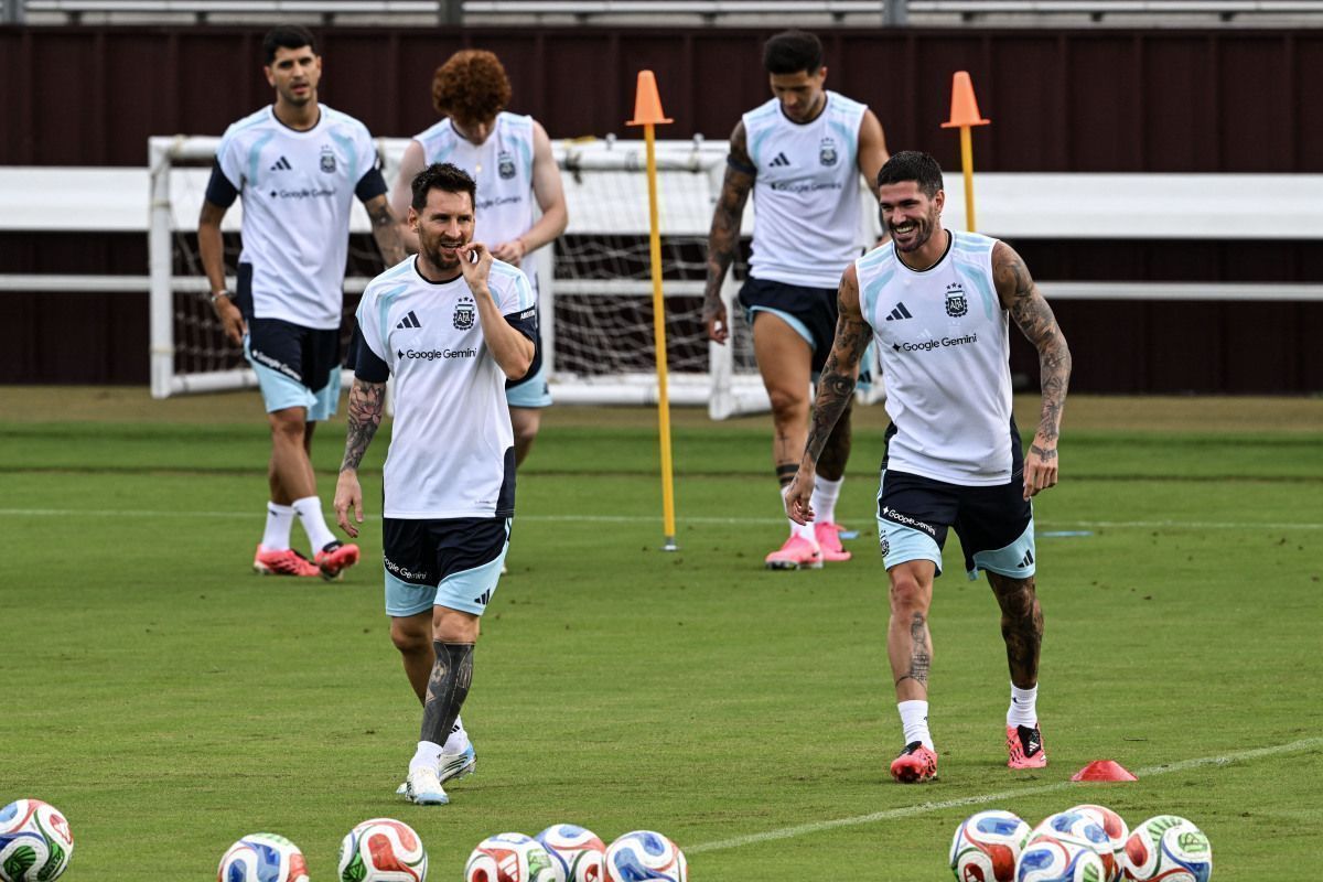 Angeschlagener Messi steigt ins Mannschaftstraining ein
