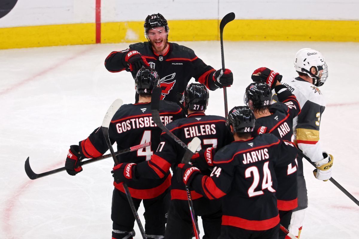Carolina Hurricanes fehlt noch ein Sieg zum NHL-Titel