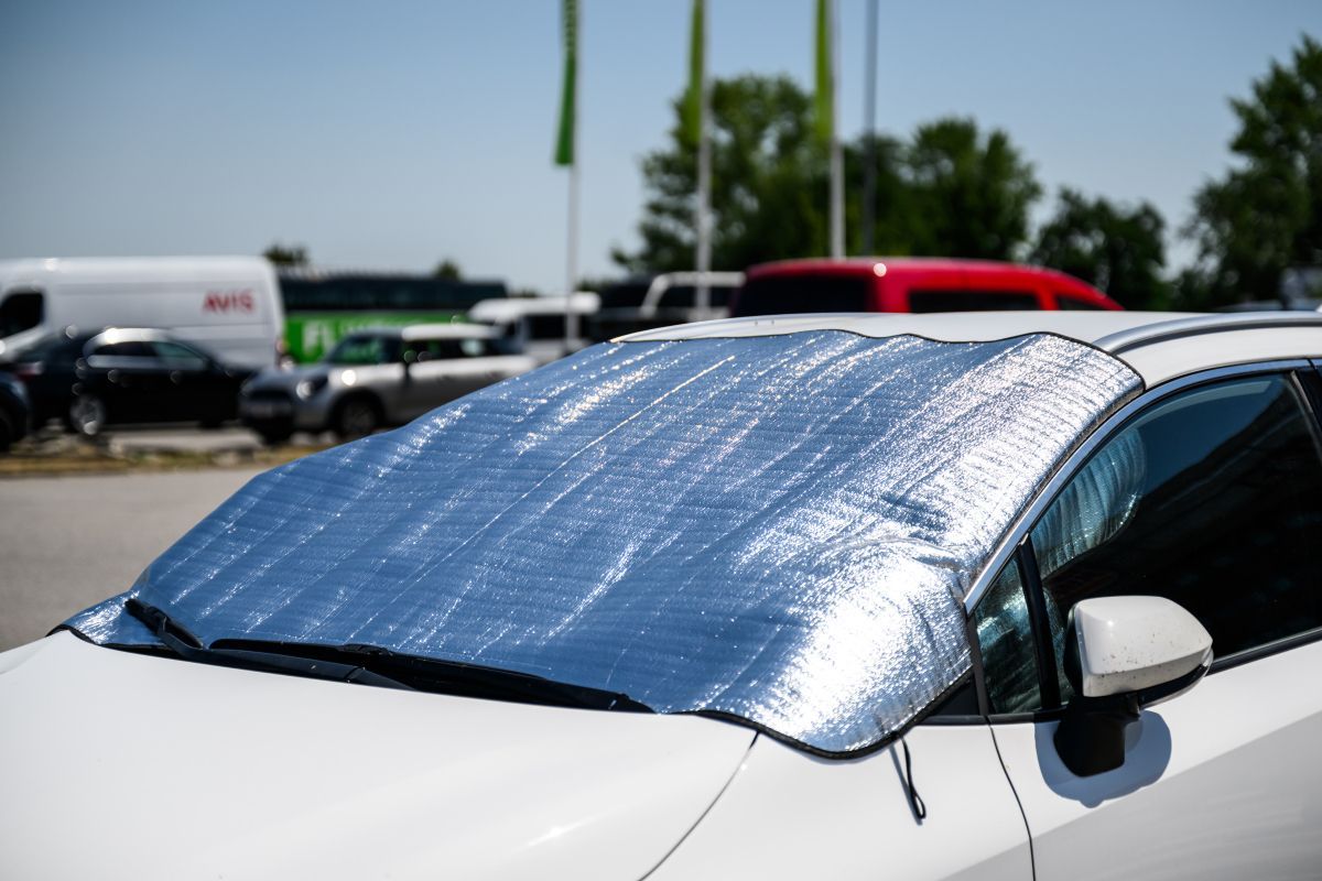 Auto kann in der Sonne zur Hitzefalle werden