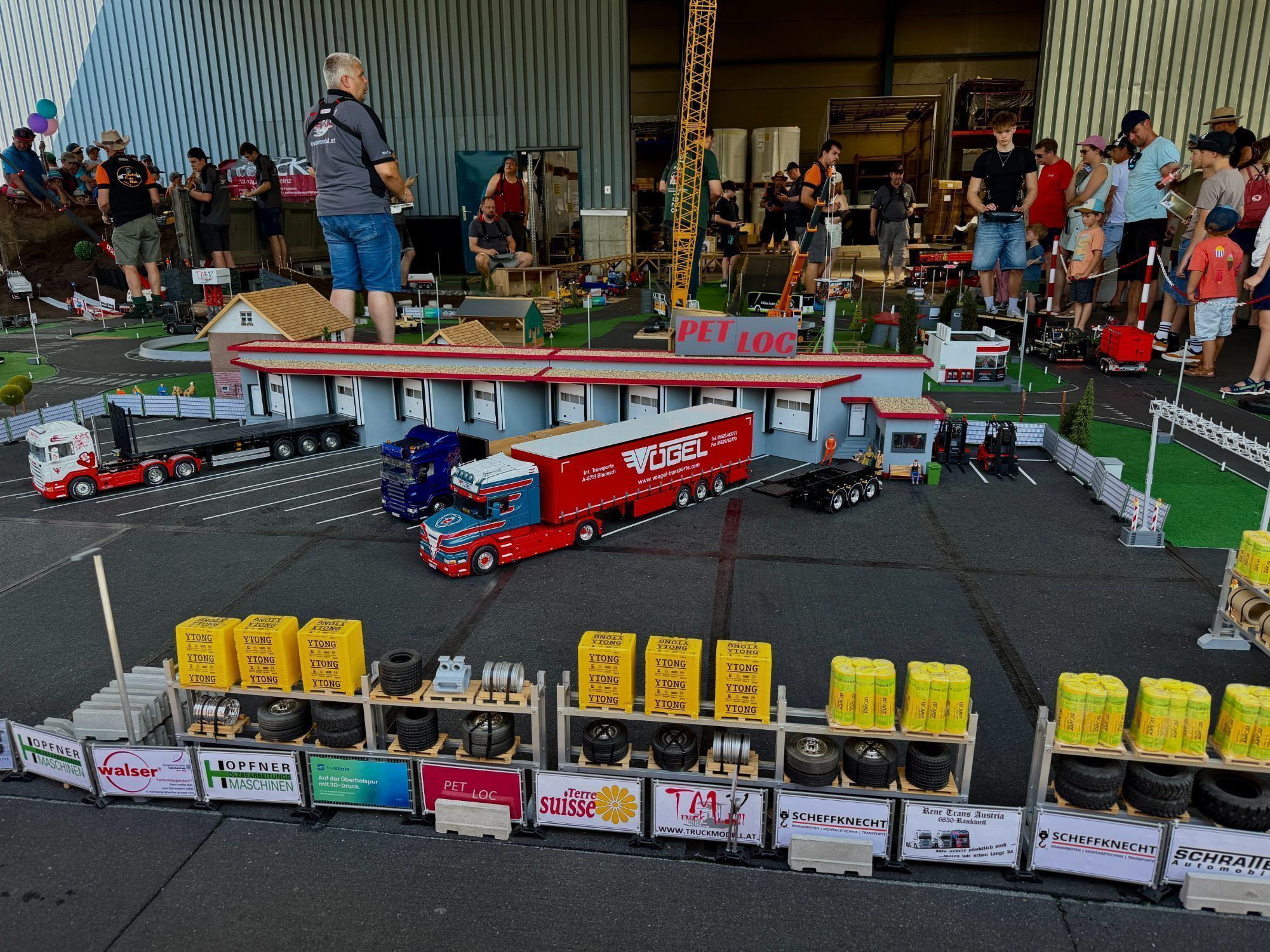 Imposante Modell Trucks