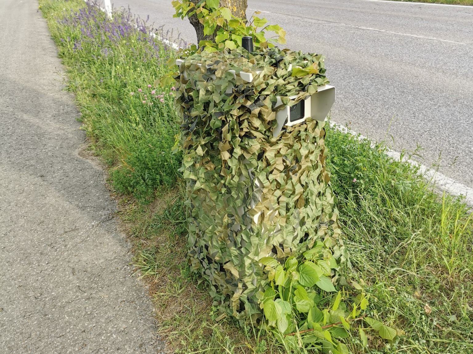 Was es mit diesem getarnten Radargerät in Rankweil auf sich hat