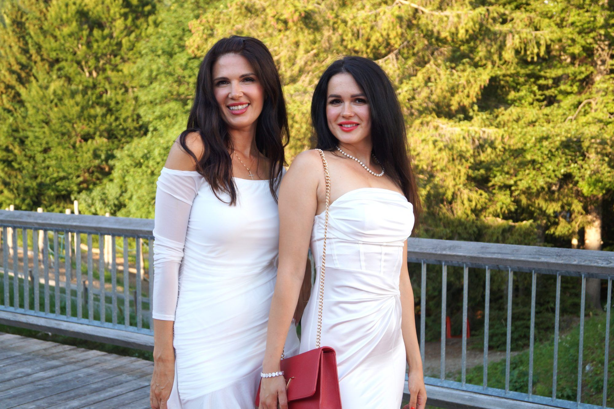 Lena Oks und Victoria Nejenscaia lieben die White Night