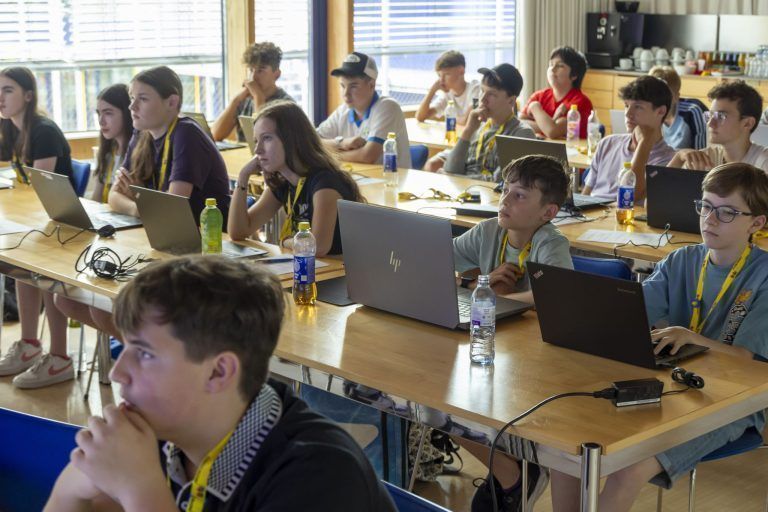 Mit KI und Programmieren die digitale Zukunft entdecken