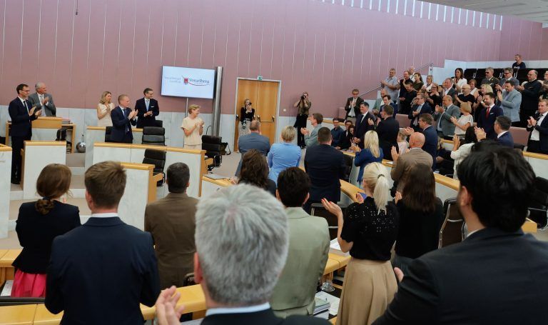 Standing Ovations von allen Landtagsparteien zum Abschied von Daniel Allgäuer