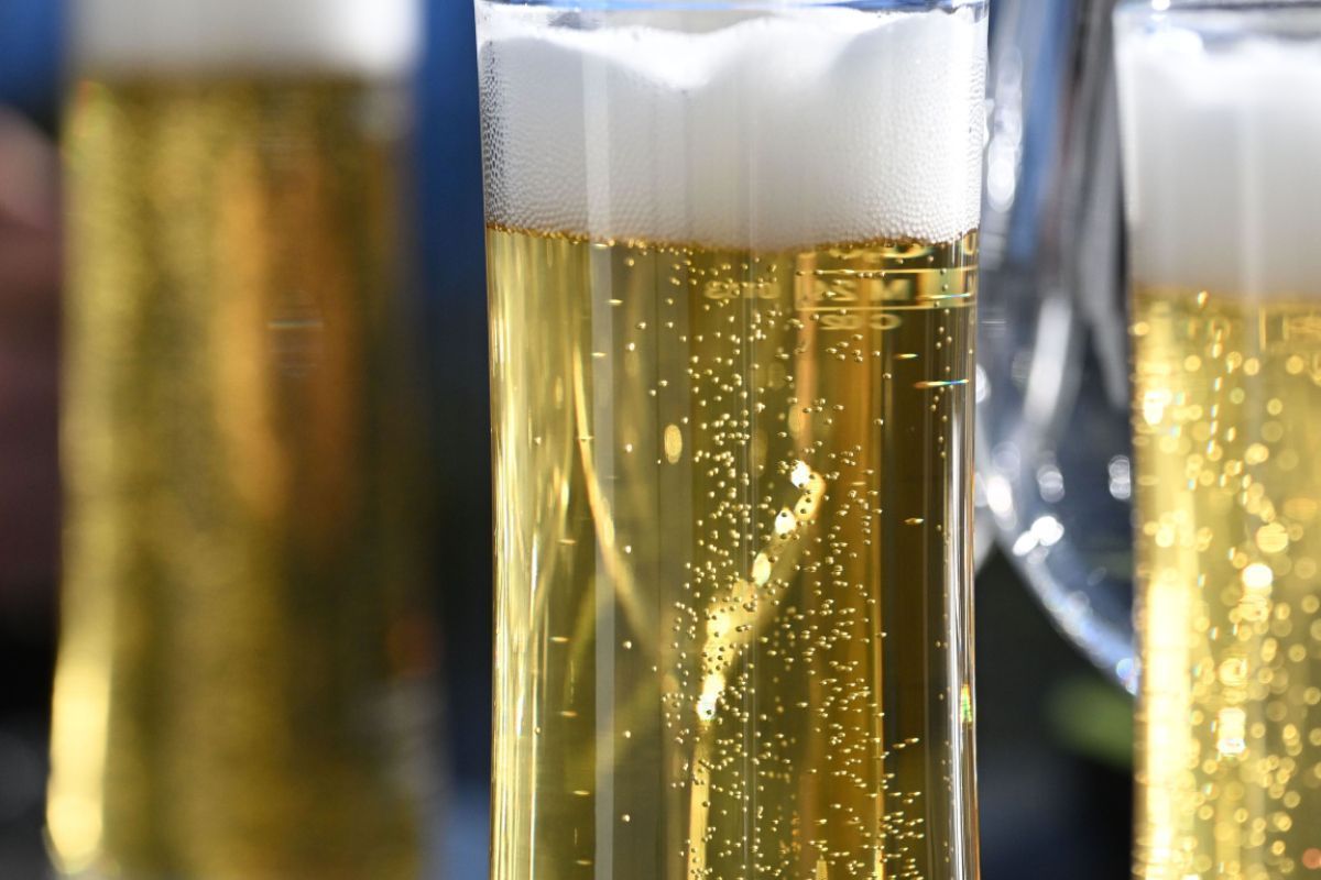 Drei Stiegl-Zustellbasen machen zu: 48 Personen betroffen