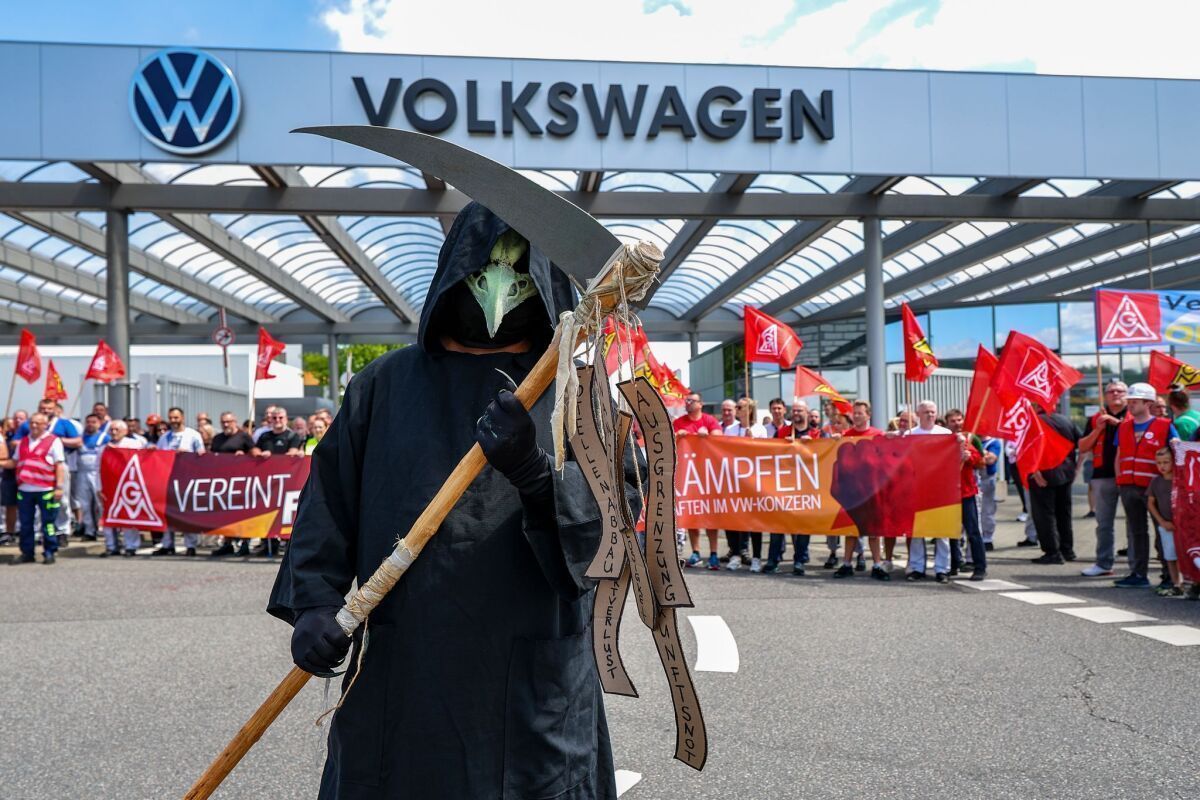 Volkswagen-Chef will Fabrikschließungen vermeiden