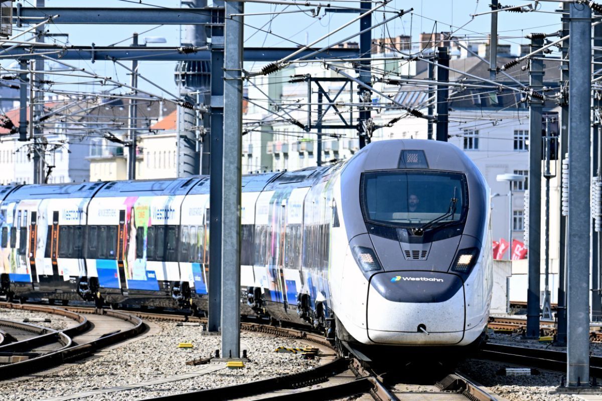 Hälfte überregionaler Zugverspätungen im Ausland bedingt