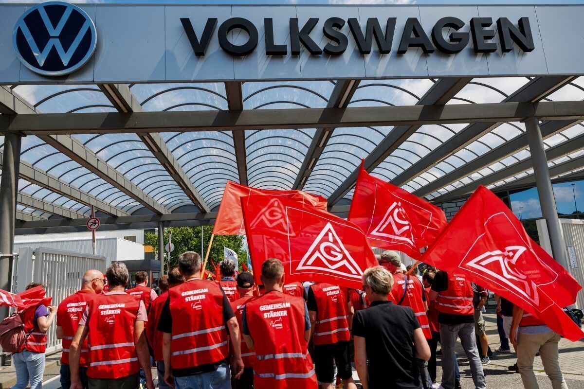 Betriebsrat zitiert VW-Chef nach Sommerpause vor Belegschaft