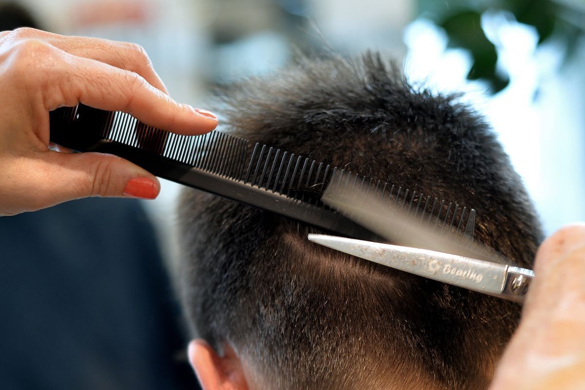 Finanz filzt Barbershops: 77 Gesetzesübertretungen