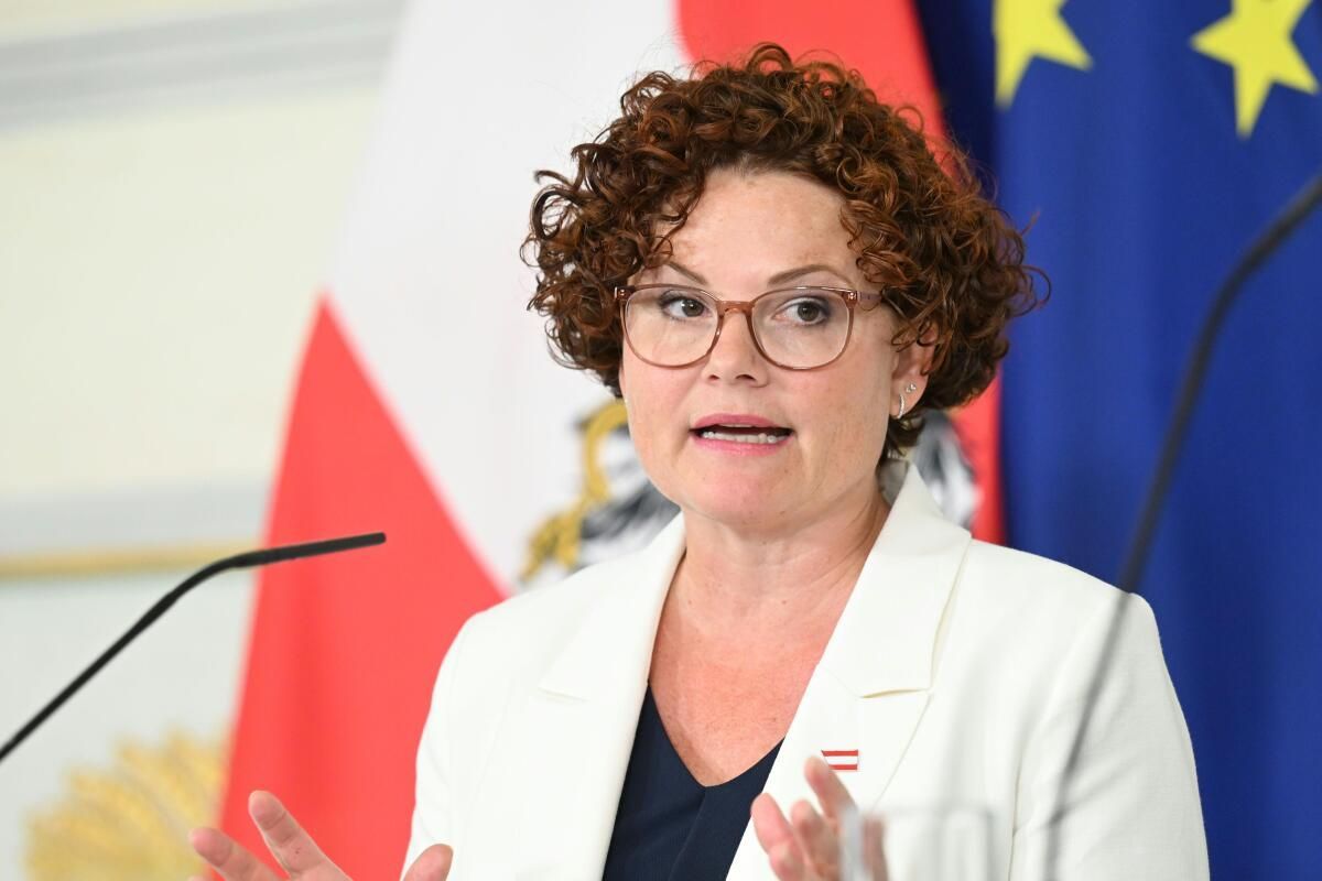 Staatssekretärin Zehetner für Kooperation mit Griechenland