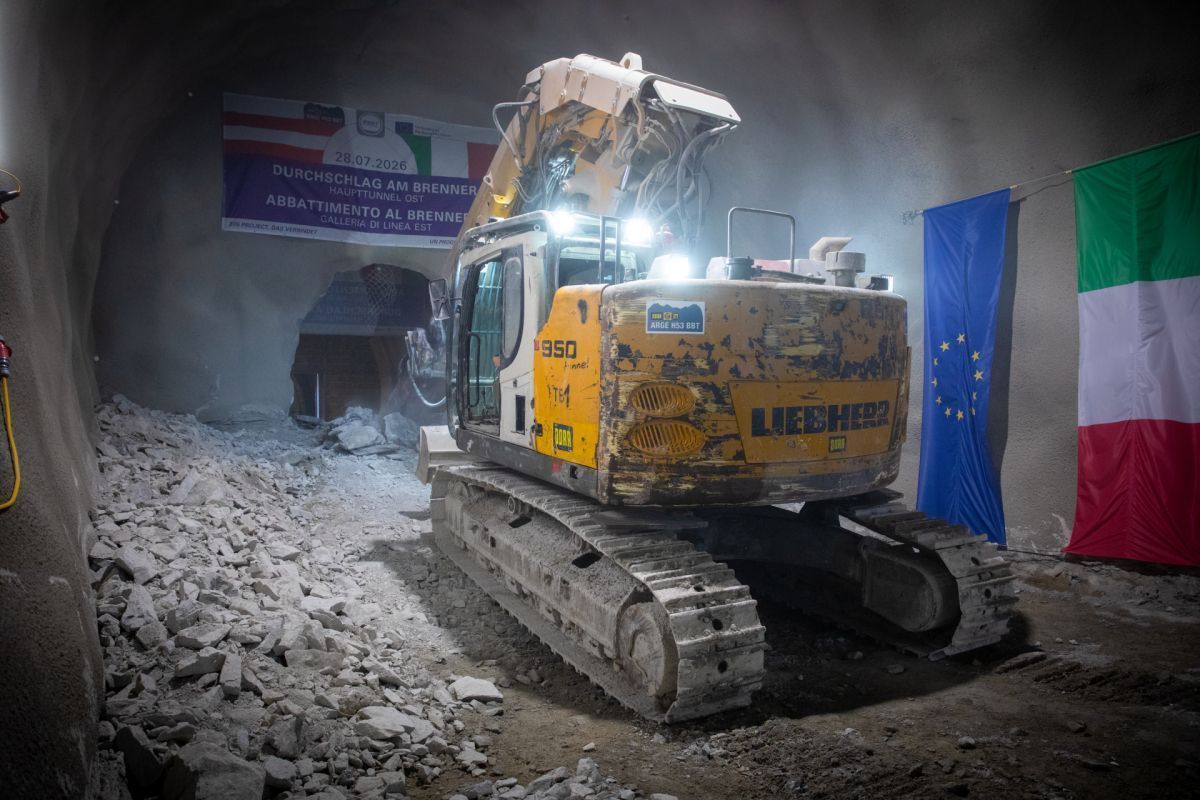 Brennerbasistunnel: Durchschlag der Haupttunnelröhren