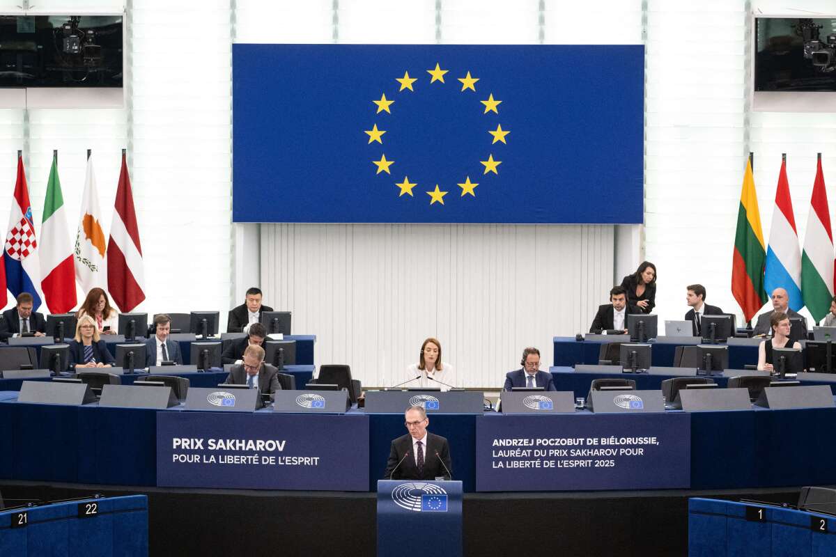 Umfrage: EU als Stabilitätsanker in einer unsicheren Welt