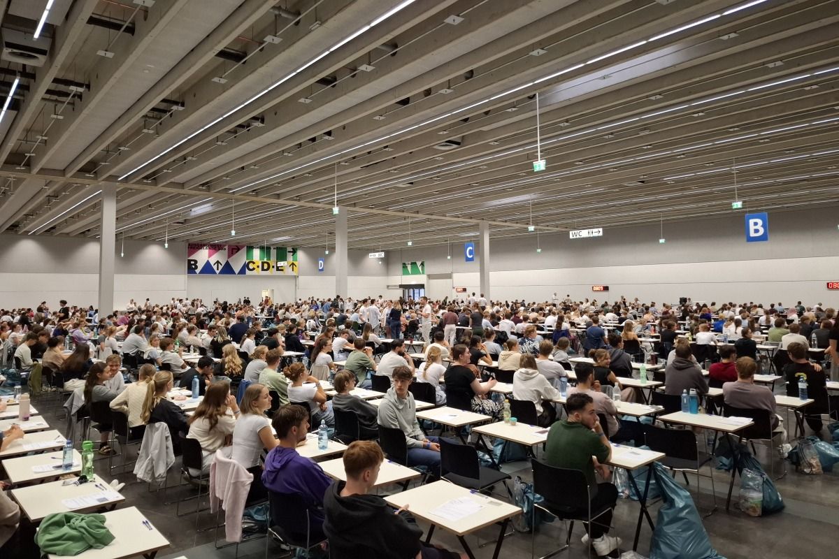 Wieder mehr Bewerber für die 2.000 Medizin-Studienplätze