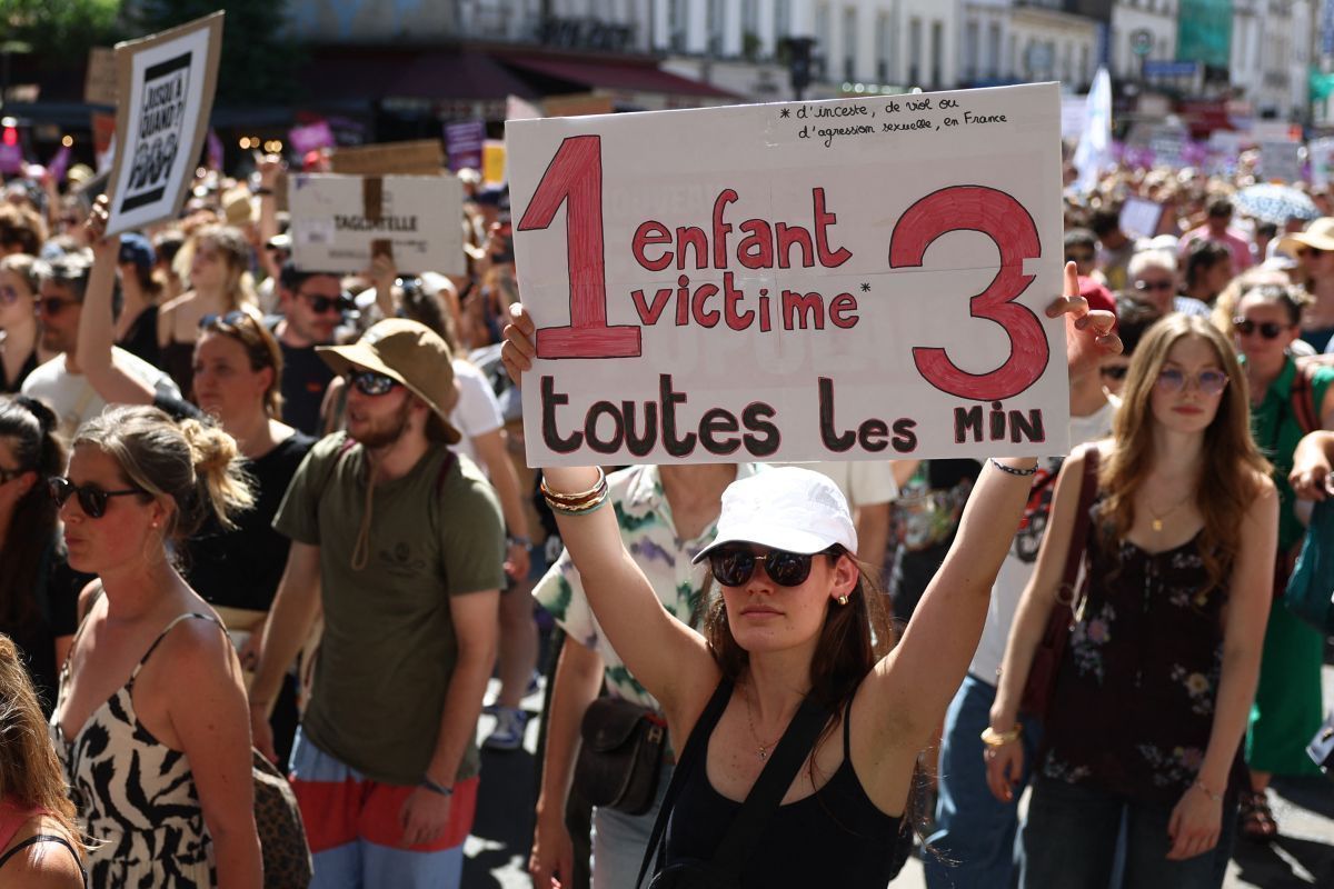 Frankreich: Massenprotest gegen sexualisierte Gewalt
