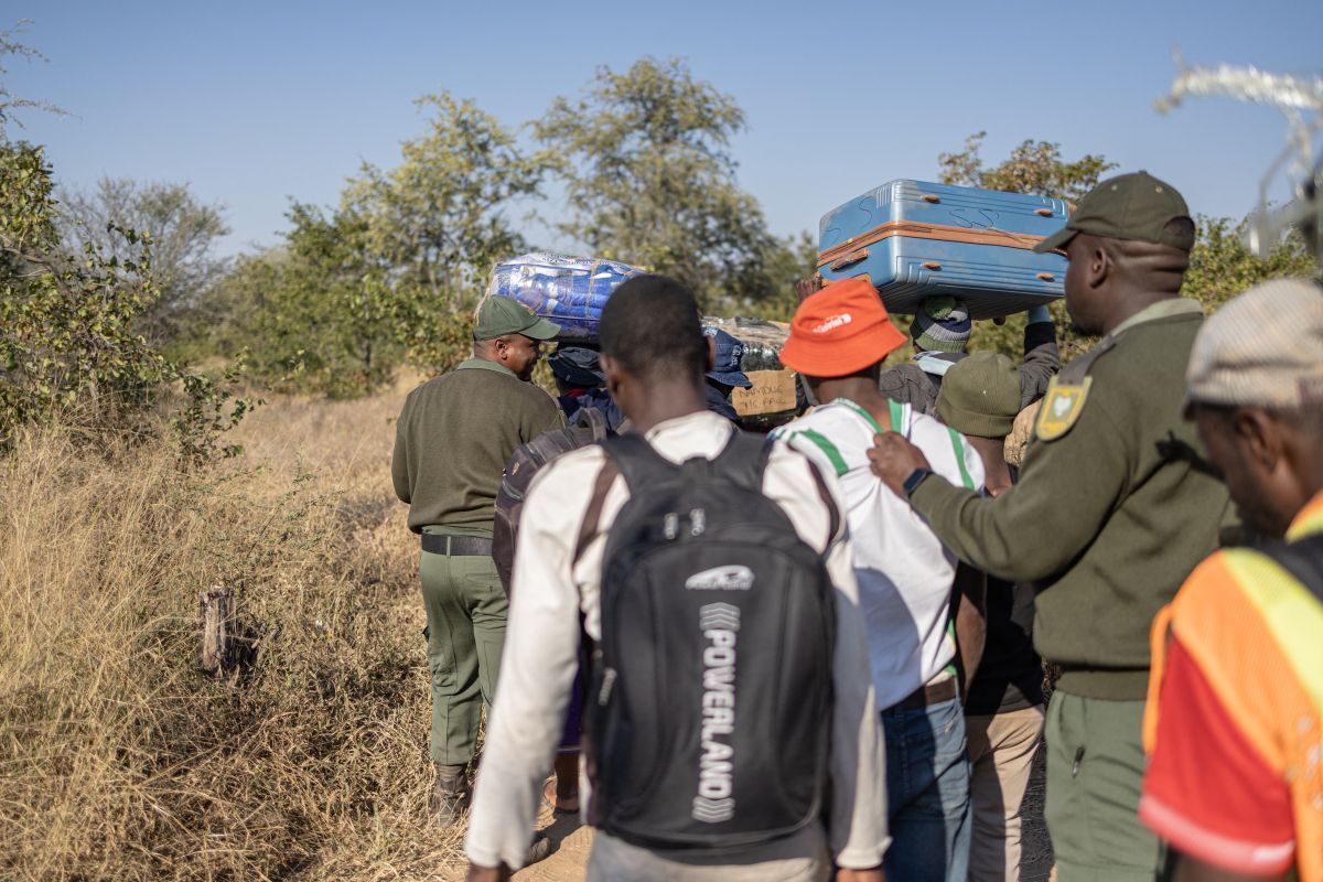 Fremdenfeindliche Gewalt: Migranten verlassen Südafrika