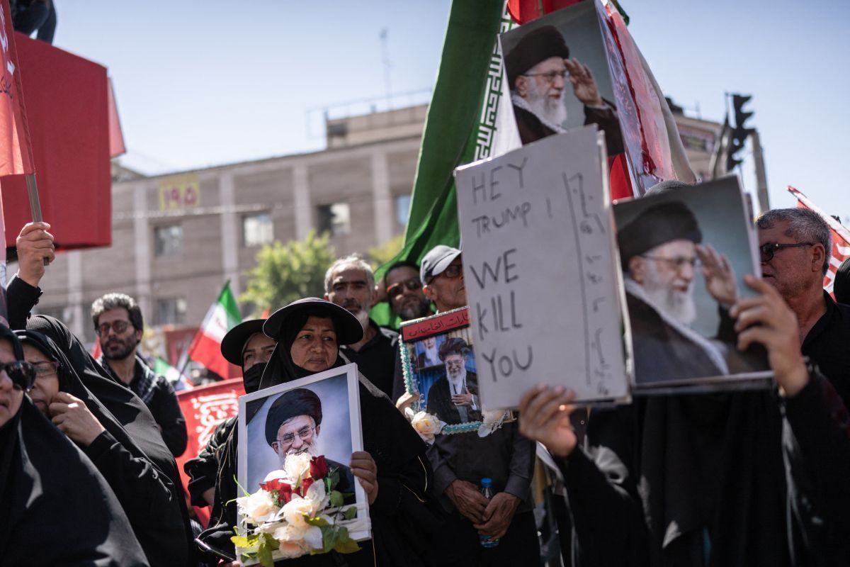 Irans Führung schwört Rache nach Khamenei-Bestattung