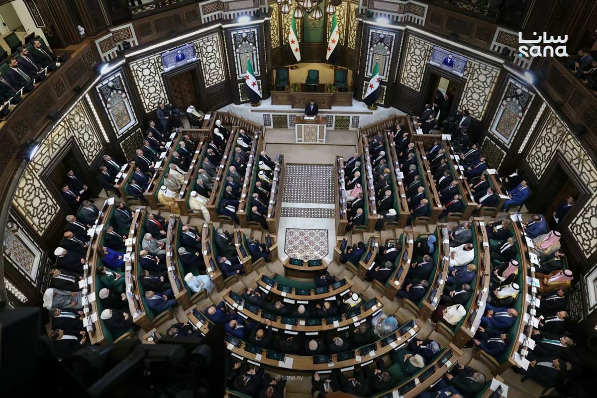 Umstrittenes neues Parlament in Syrien zusammengekommen