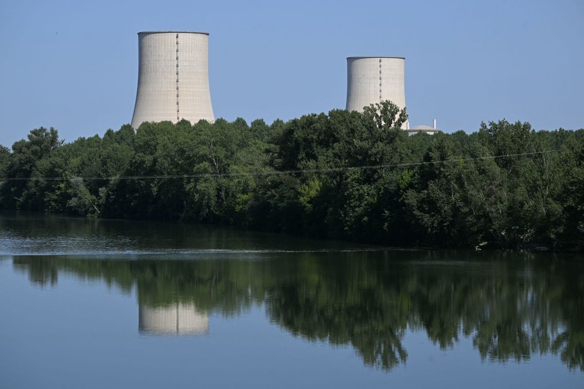 Atomreaktoren in Frankreich wegen Hitze heruntergefahren