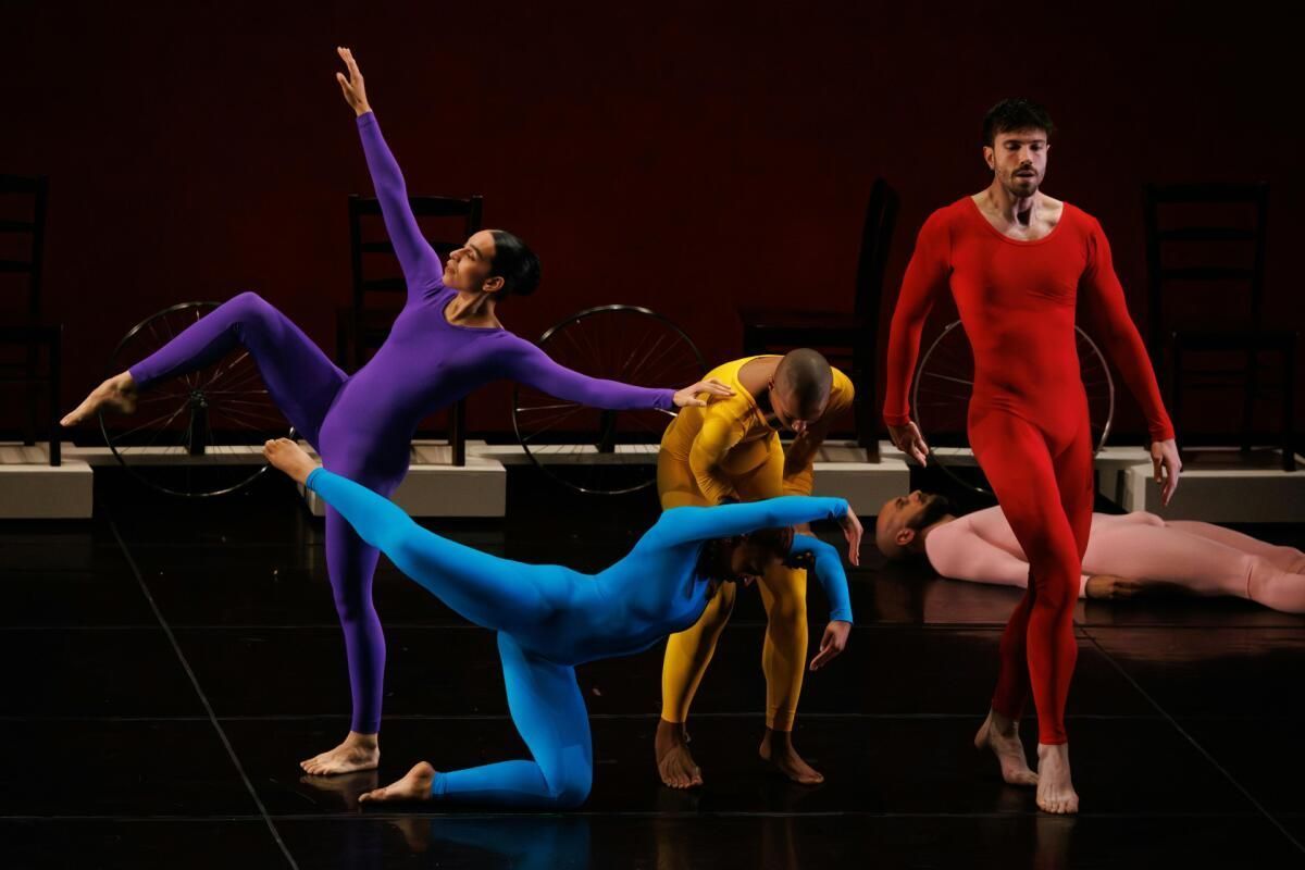 ImPulsTanz: "Dancing with Bob" als Hommage an Rauschenberg