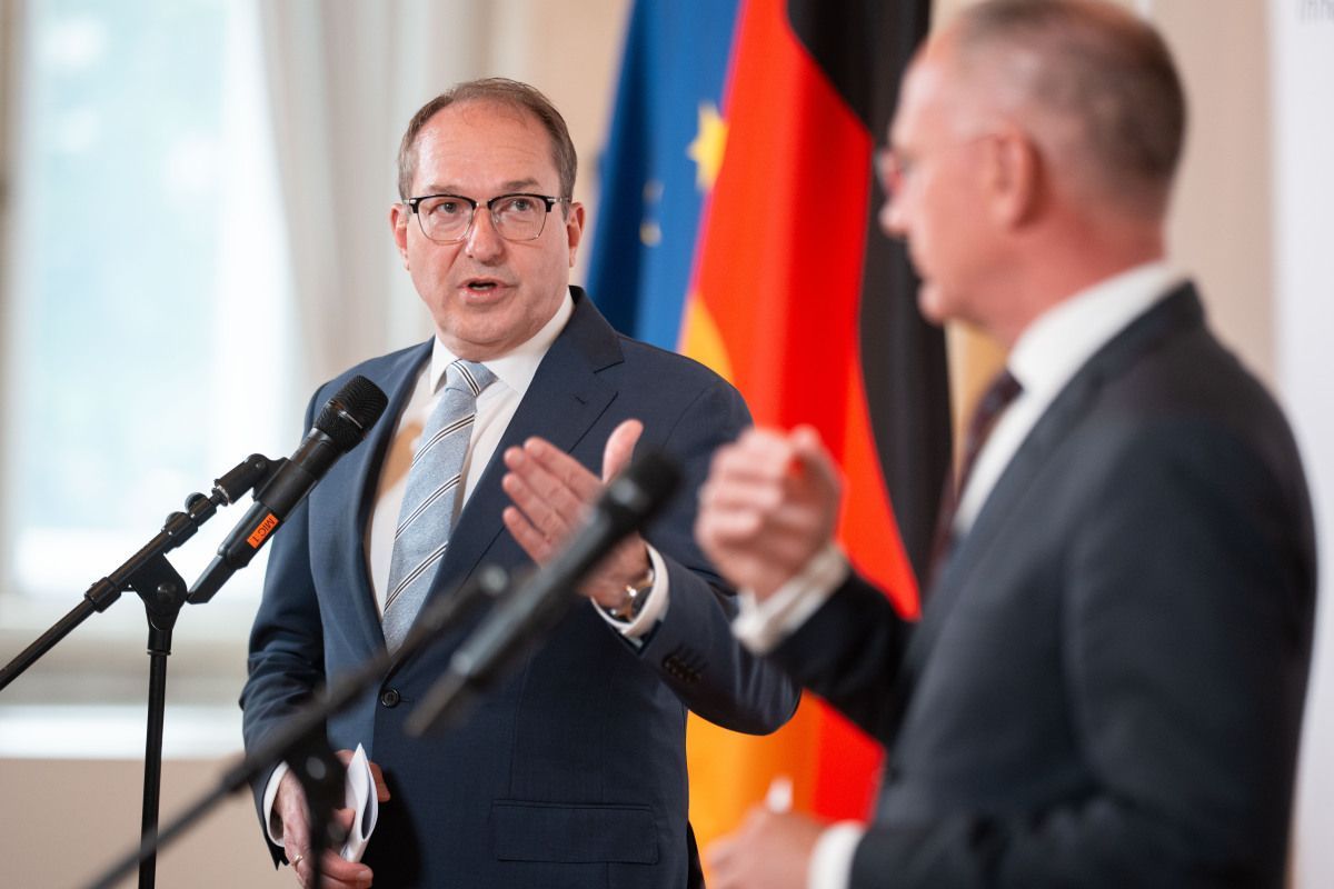Rückkehrzentren sollen bis Jahresende fixiert sein