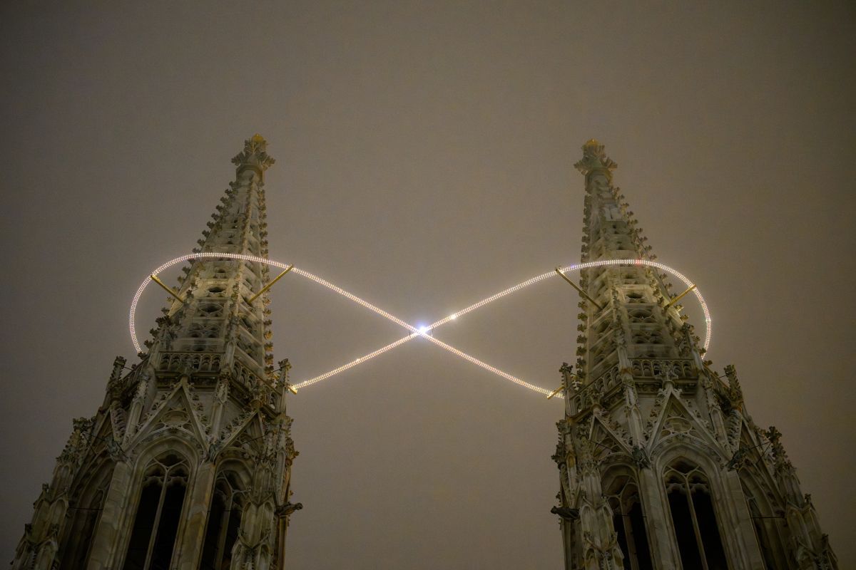 Lichtinstallation auf Wiener Votivkirche wird verlängert