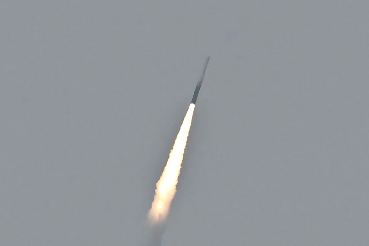 Indiens erste privat gebaute Orbitalrakete gestartet