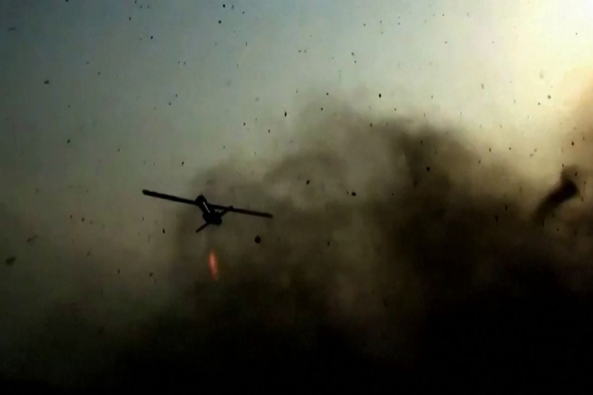 Kuwait meldet Drohnenangriffe - US-Rakete auf Iran-Insel