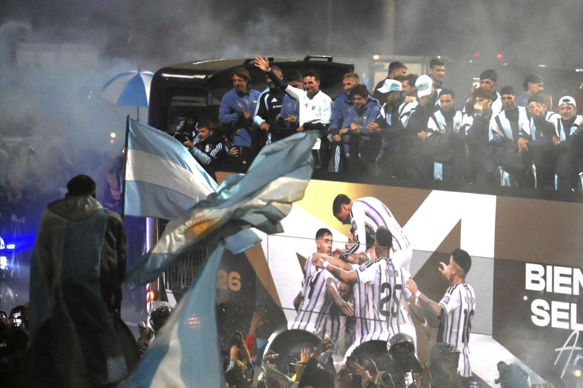 Kurzer Empfang für Argentiniens WM-Team in Buenos Aires