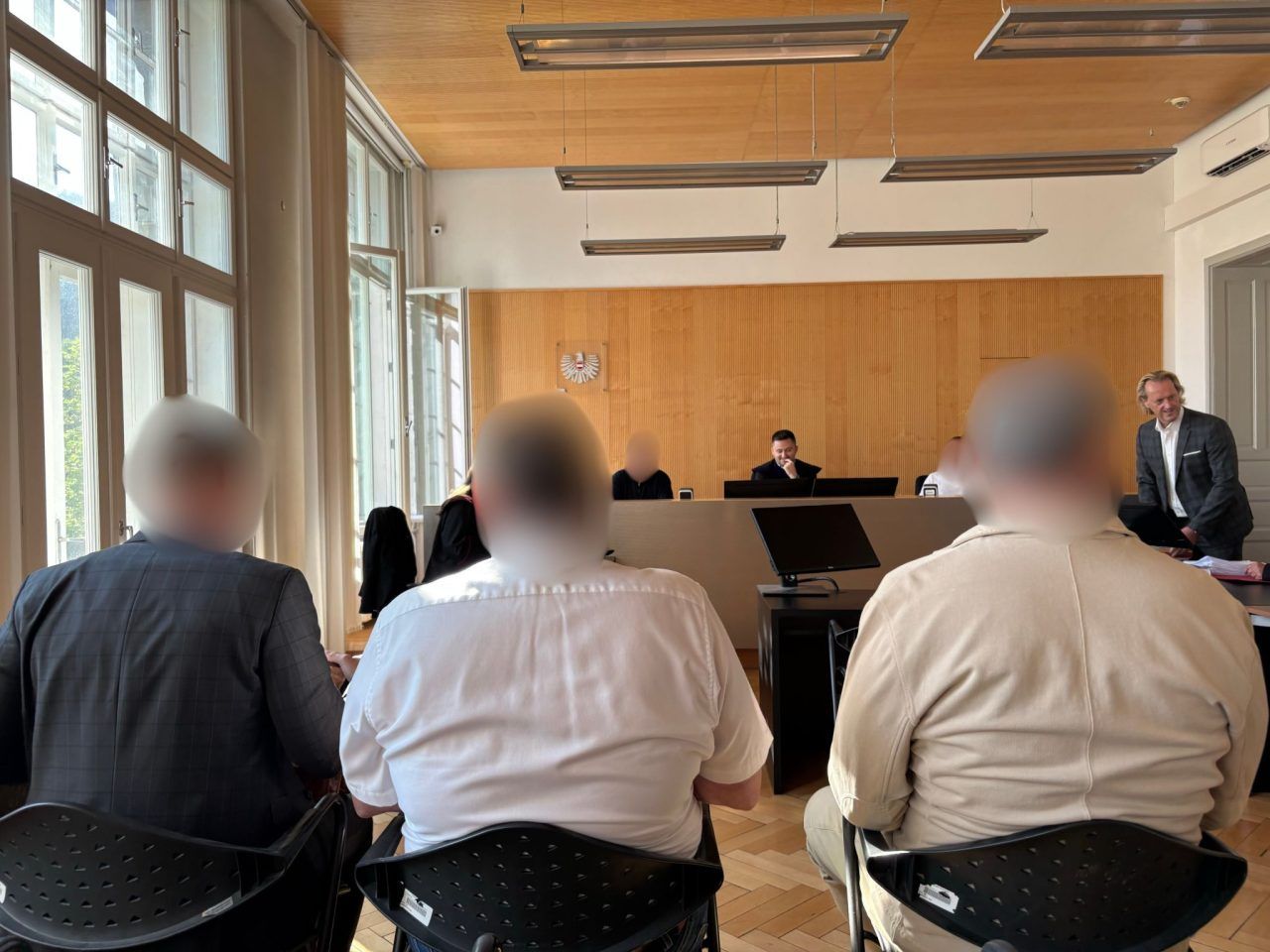 Prozess um Corona-Tests: Verteidigung sieht "Fehler, Fehler, Fehler"