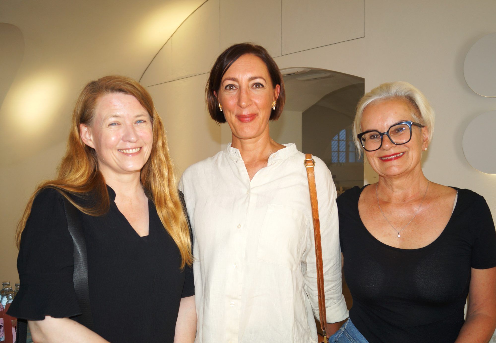 Die Geschäftsführerin vom Literaturhaus Frauke Kühn, Kathrin Dünser vom vorarlberg museum und Coach Ursula Kremmel