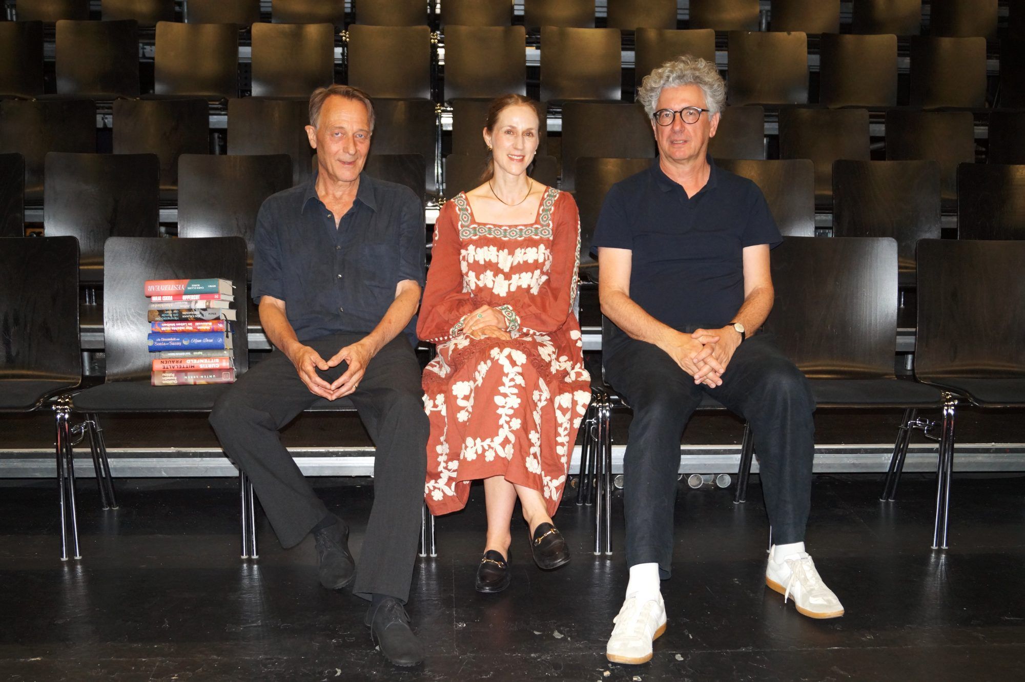 Gerald Futscher, Verena Rossbacher und Jürgen Thaler stellten Leselektüre für den Sommer vor